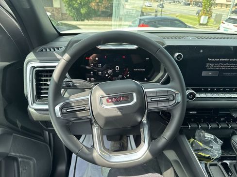 New 2026 GMC Canyon Elevation w/ Convenience Package RWD image 20