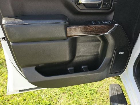 Used 2020 GMC Sierra 3500 Denali w/ Denali Ultimate Package AWD/4WD image 11