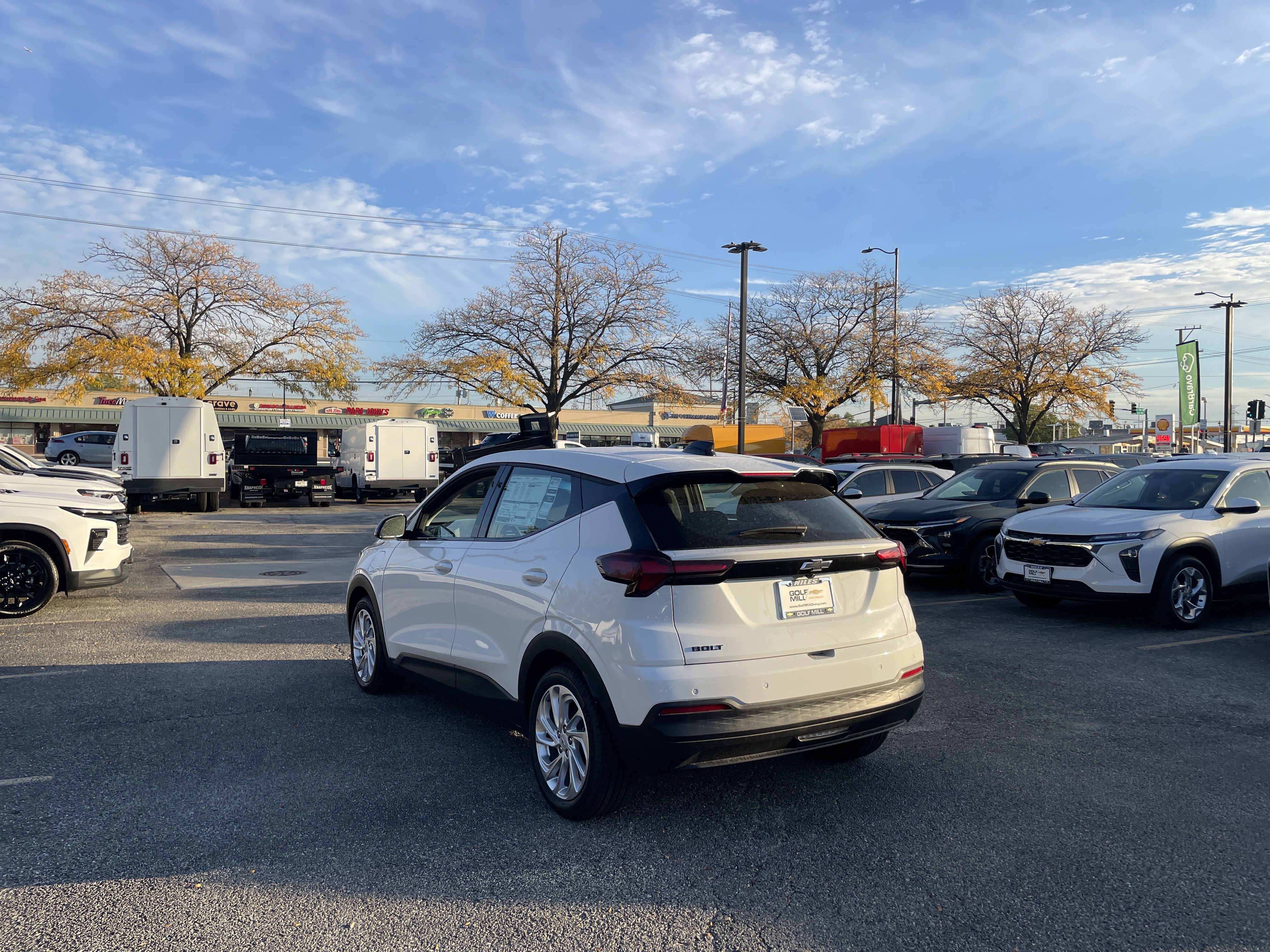 New 2027 Chevrolet Bolt LT w/ Comfort Package FWD image 7