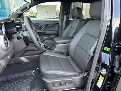 New 2026 Chevrolet Colorado LT w/ LT Convenience Package AWD/4WD image 16