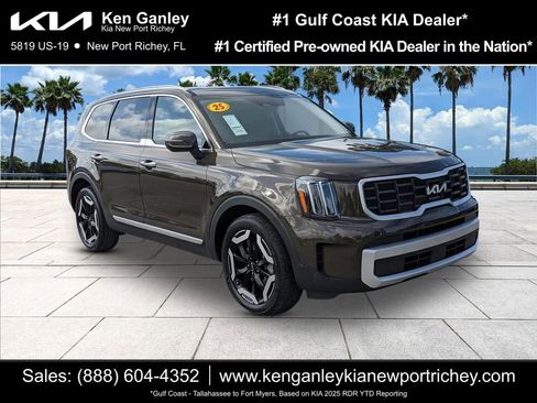 Certified 2025 Kia Telluride S image 1