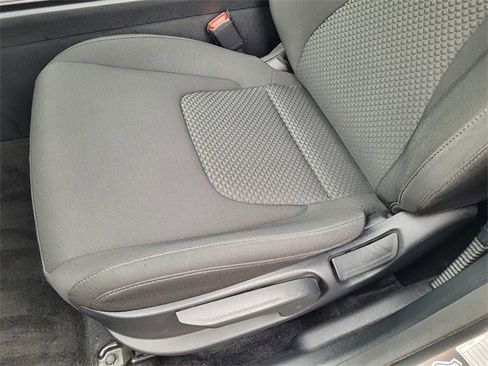 Used 2024 Kia Sportage LX image 10