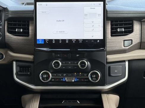 Used 2024 Ford Expedition Max Limited RWD image 18