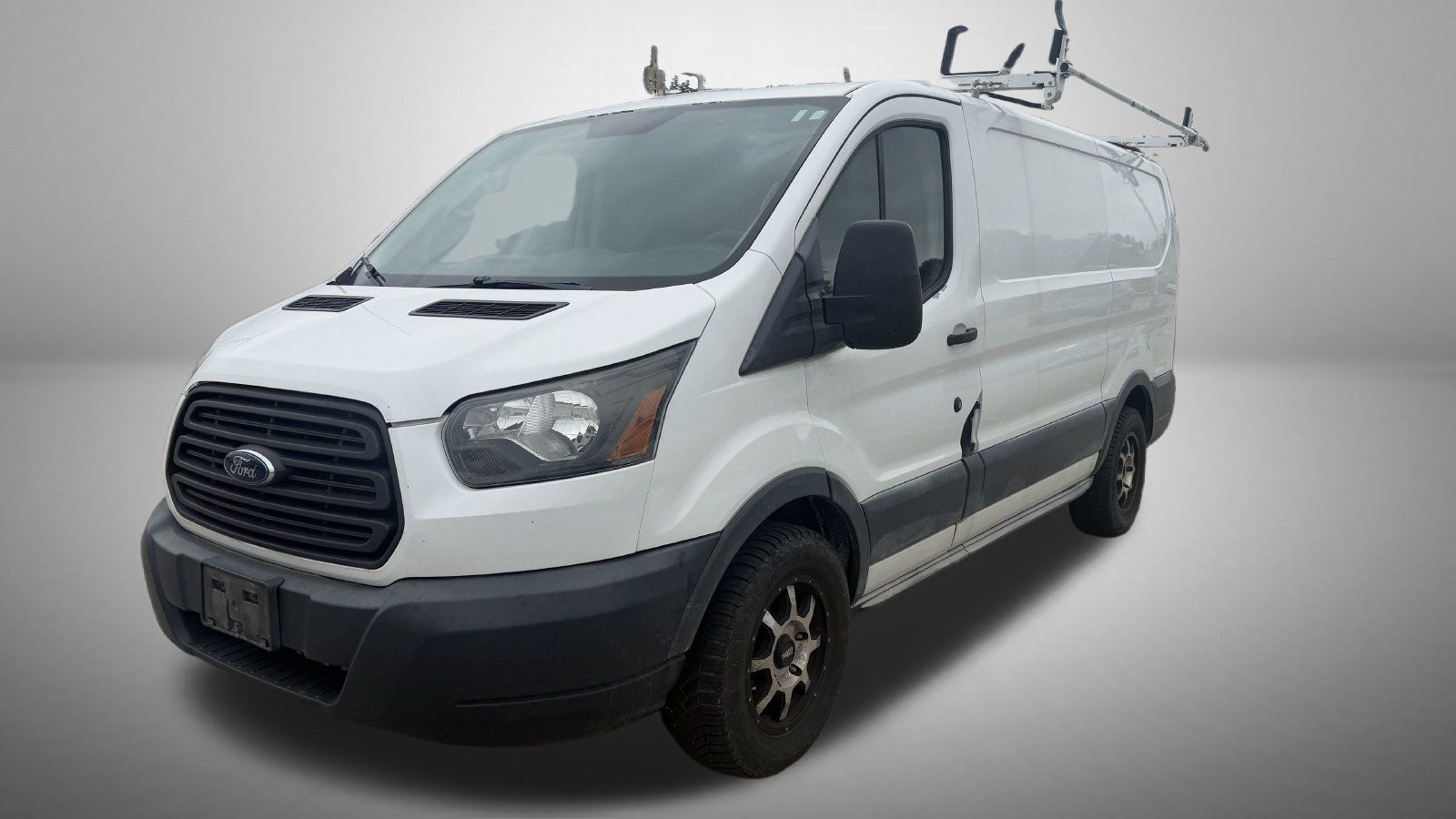 Used 2015 Ford Transit 150 130 Low Roof RWD image 1