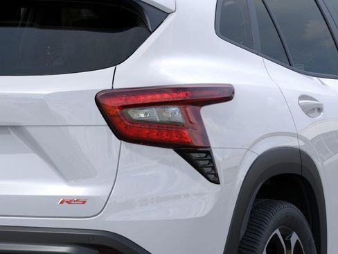 New 2026 Chevrolet Trax RS w/ Driver Confidence Package image 13