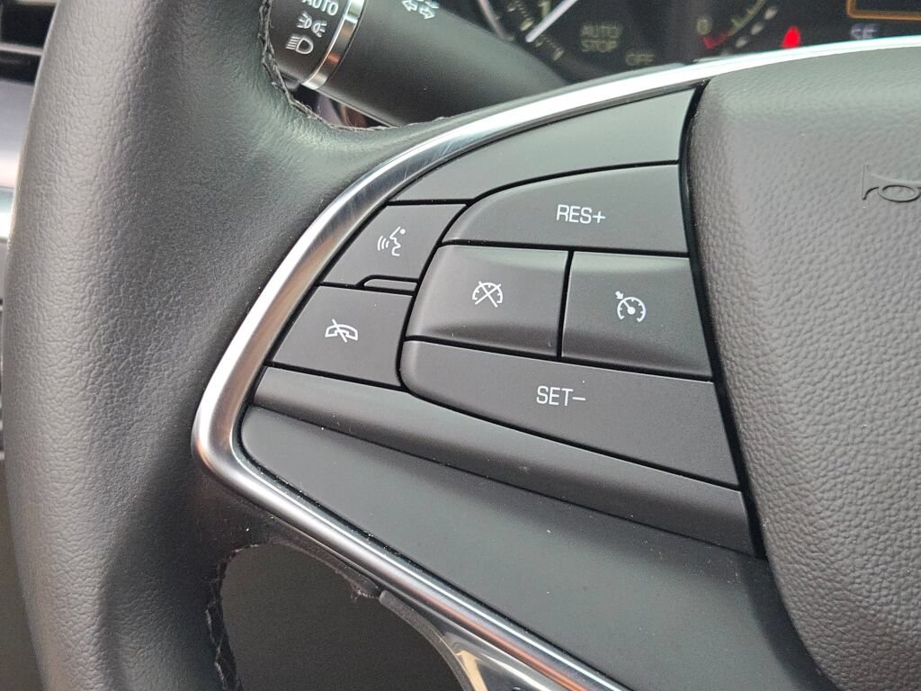 Used 2023 Cadillac XT5 Luxury w/ LPO, Floor Liner Package AWD/4WD image 35