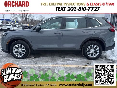 Used 2023 Honda CR-V LX image 5