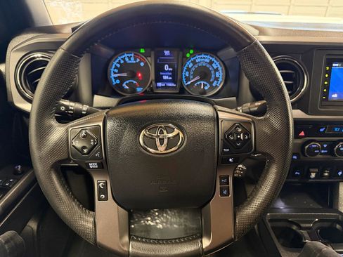 Used 2019 Toyota Tacoma TRD Pro image 16