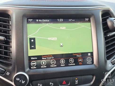 Used 2019 Jeep Cherokee Trailhawk image 19