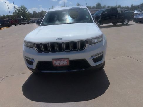 Used 2023 Jeep Grand Cherokee Limited AWD/4WD image 8