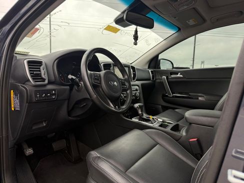 Used 2019 Kia Sportage EX w/ EX Technology Package FWD image 9