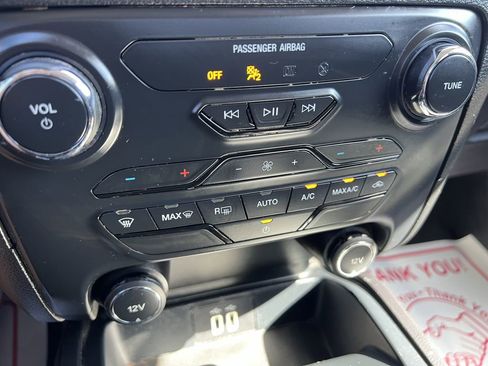 Used 2021 Ford Ranger XLT w/ Equipment Group 301A Mid image 9