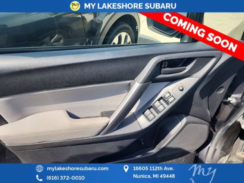 Used 2015 Subaru Forester 2.5i Premium AWD/4WD image 7