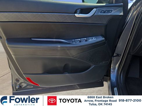 Used 2025 Hyundai Palisade Limited AWD/4WD image 16
