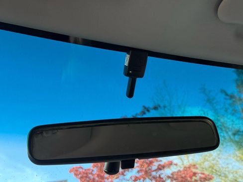 Used 2005 Ford E-350 and Econoline 350 Extended Super Duty image 25