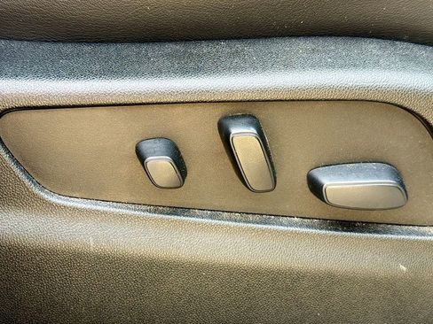 Used 2023 Cadillac XT4 Luxury FWD image 21