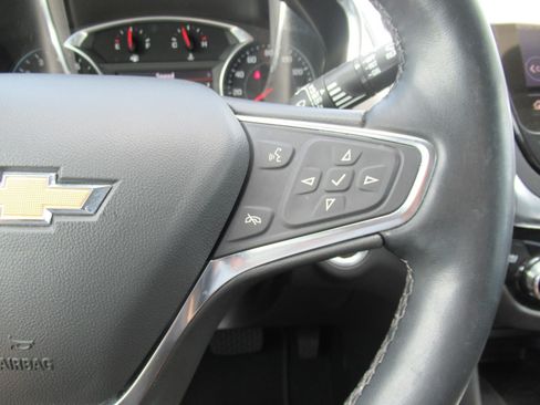 Used 2024 Chevrolet Equinox Premier FWD image 23