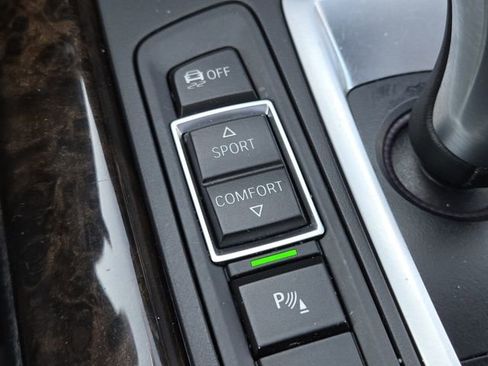 Used 2015 BMW X5 xDrive35i image 9