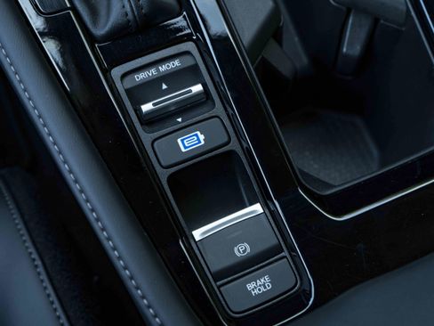 Used 2024 Honda Accord Touring image 28
