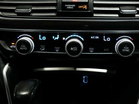 Used 2020 Honda Accord Sport image 15