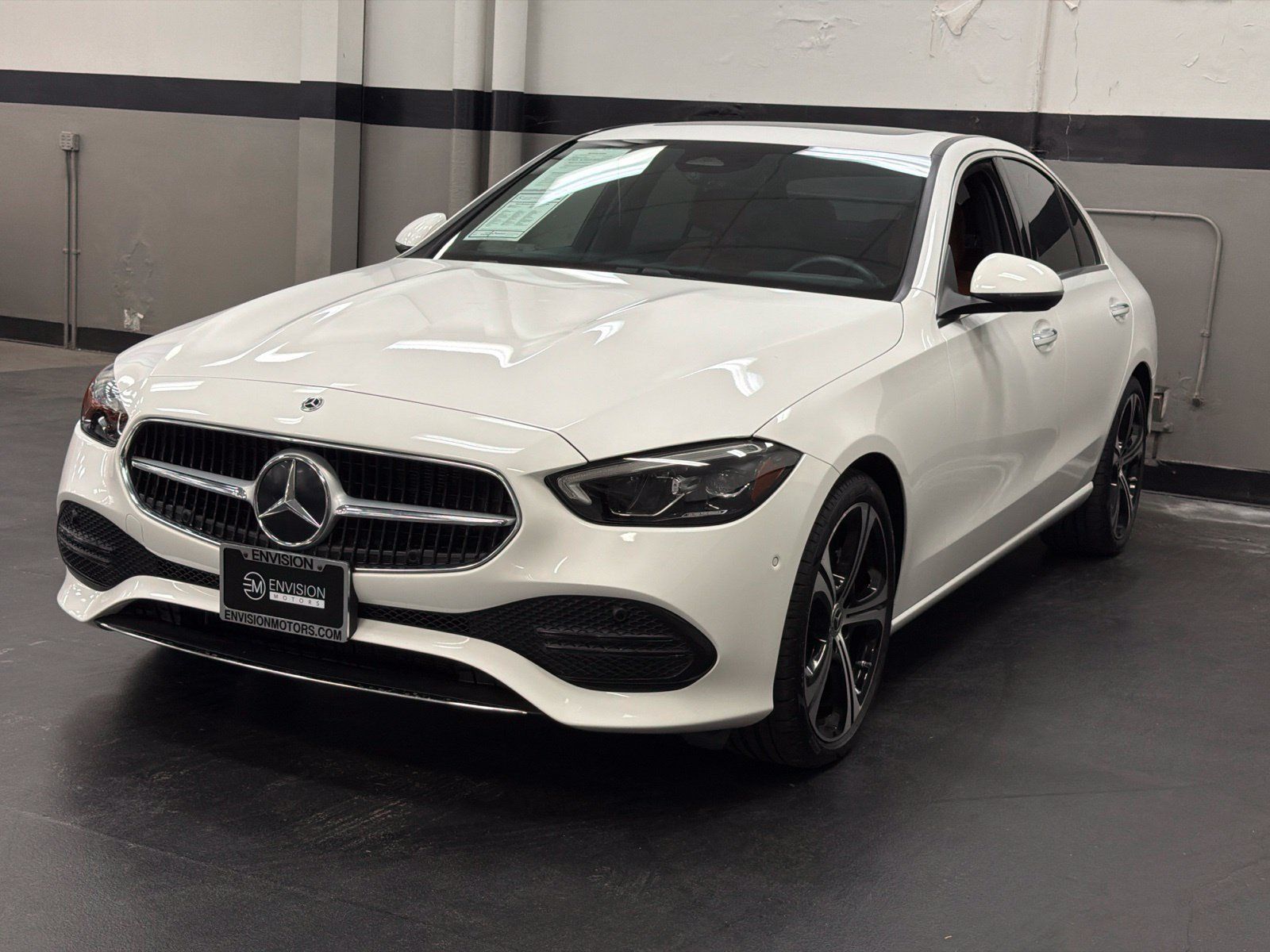 Used 2024 Mercedes-Benz C 300 Sedan image 6
