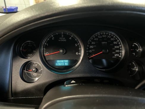 Used 2013 GMC Yukon Denali image 12