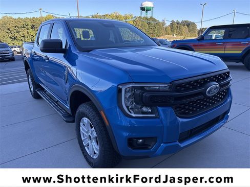 Used 2024 Ford Ranger XL image 3