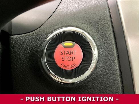 Used 2016 Nissan Altima 2.5 SV FWD image 37
