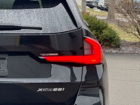 Certified 2024 BMW X1 xDrive28i w/ Technology Package image 5