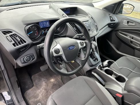 Used 2014 Ford Escape S image 16