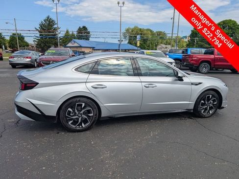Used 2025 Hyundai Sonata SEL FWD image 8