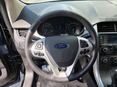 Used 2012 Ford Edge SEL FWD image 11