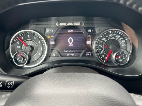 Used 2023 RAM 1500 Big Horn AWD/4WD image 21