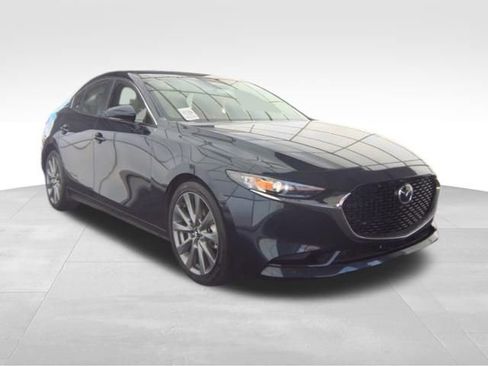 Used 2025 MAZDA MAZDA3 s FWD image 9