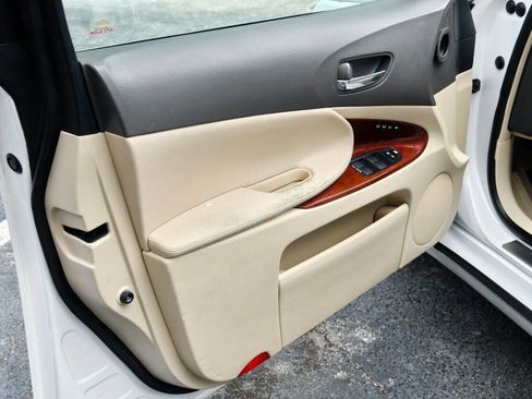 Used 2011 Lexus GS 450h w/ Preferred Accessory Package RWD image 19