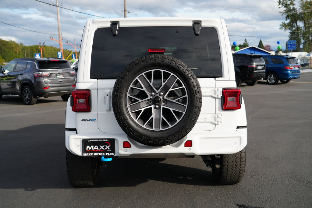 Used 2024 Jeep Wrangler High Altitude AWD/4WD image 10