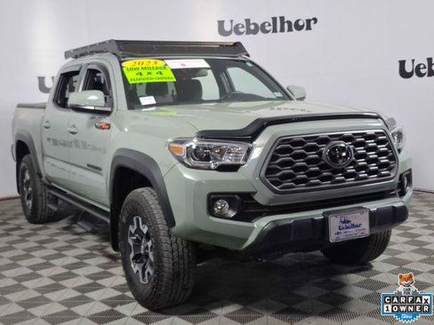 Certified 2023 Toyota Tacoma TRD Off-Road AWD/4WD image 1