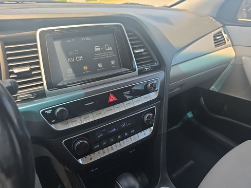 Used 2019 Hyundai Sonata SEL FWD image 19