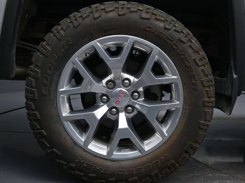 Used 2018 GMC Sierra 1500 SLT w/ Texas SLT Premium Package RWD image 9