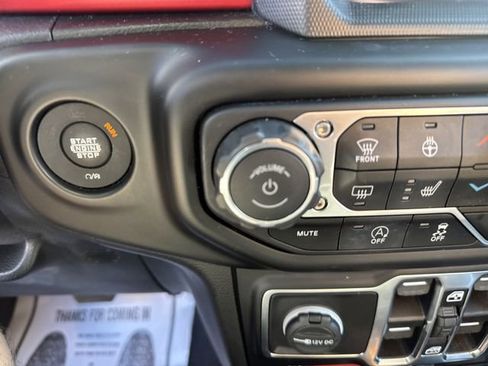 Used 2021 Jeep Gladiator Rubicon image 25