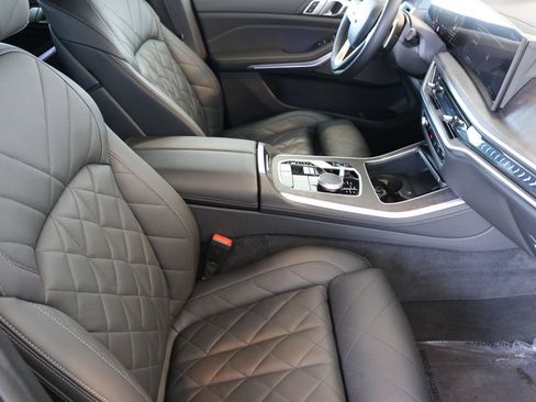 Used 2025 BMW X5 xDrive40i image 40