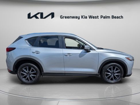 Used 2018 MAZDA CX-5 Touring w/ Preferred Equipment Package image 9