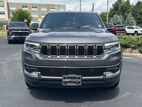 Used 2024 Jeep Wagoneer Series II w/ Flexible Seating Group AWD/4WD image 2