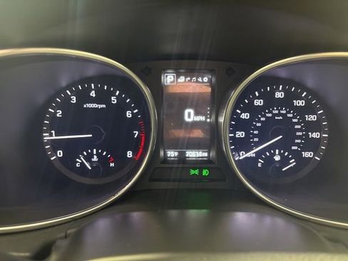 Used 2018 Hyundai Santa Fe Sport FWD image 9
