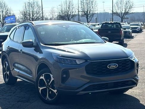 Certified 2023 Ford Escape ST-Line Select image 1