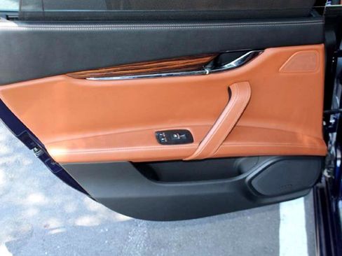 Used 2017 Maserati Quattroporte S GranLusso image 26