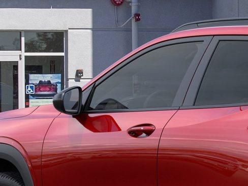 Used 2026 Chevrolet Trax RS w/ Sunroof Package FWD image 12