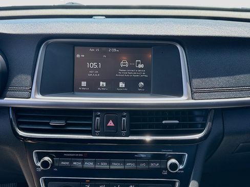 Used 2018 Kia Optima LX w/ 17" Alloy Wheels Package image 10