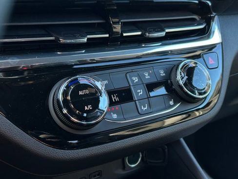 New 2026 Buick Envista Sport Touring w/ Convenience I Package FWD image 37