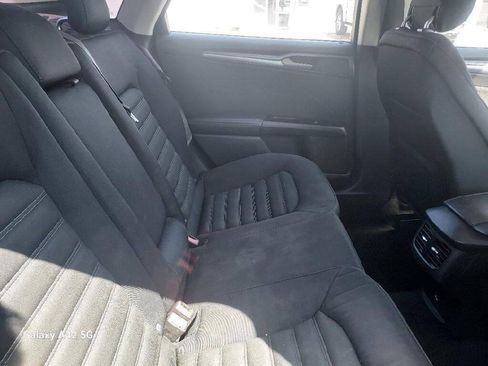 Used 2015 Ford Fusion SE FWD image 7